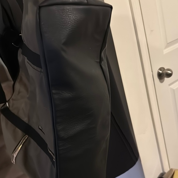 Oversized Madden Girl Tan and Black Tote - Picture 10 of 10